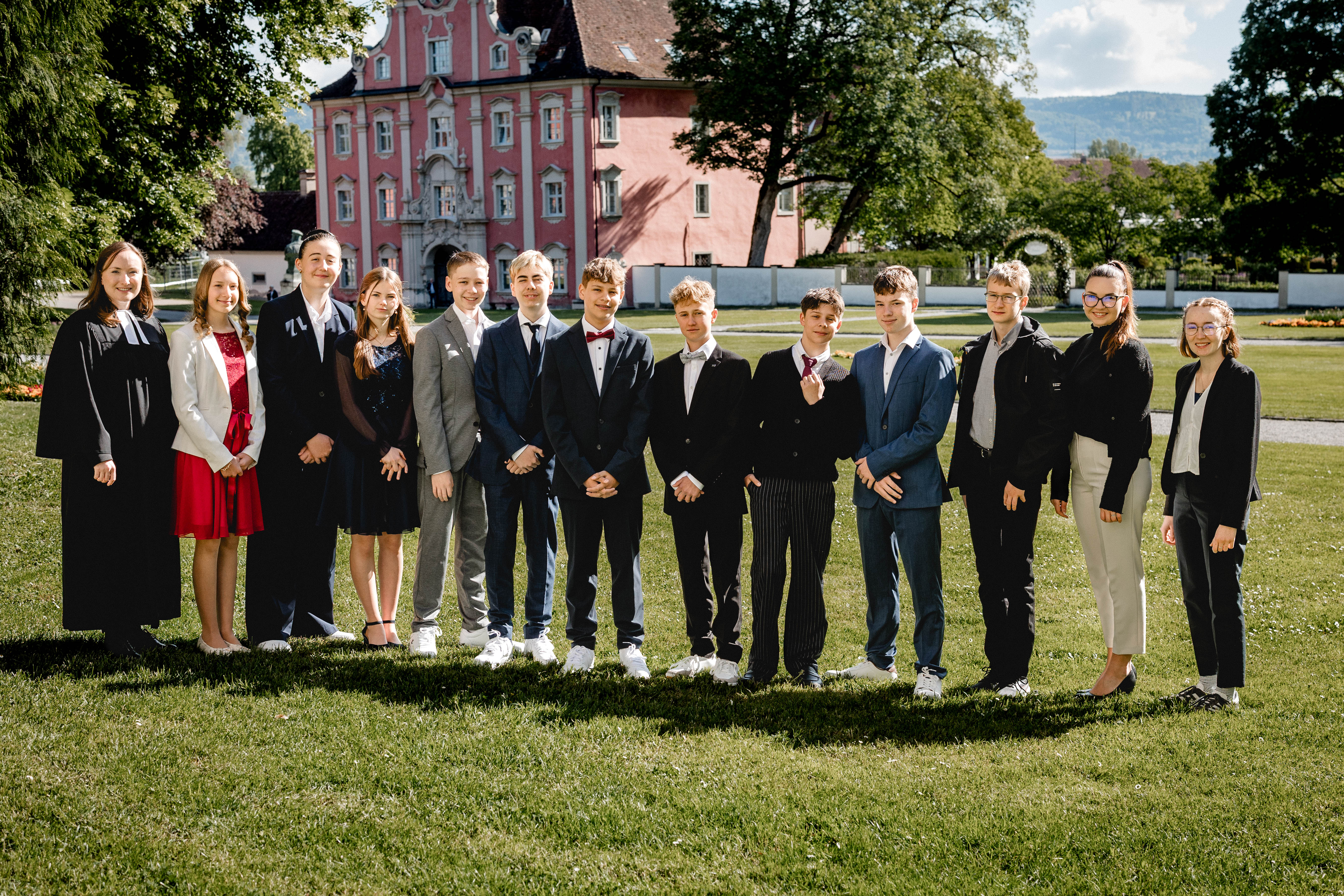 Konfirmandinnen und Konfirmanden der Evangelischen Gemeinden Salem-Heiligenberg und Uhldingen-Mühlhofen